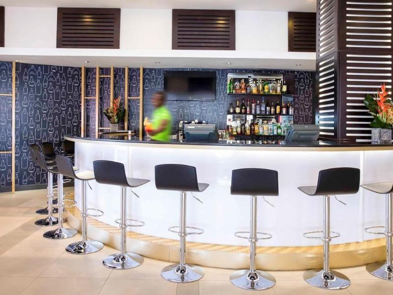Amber Hotel Akra Dış mekan fotoğraf
